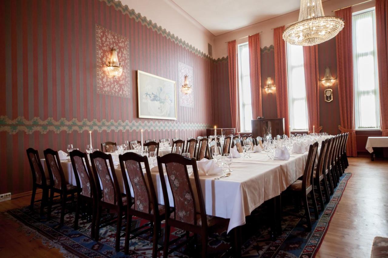 Hotel Hospitz Савонлинна Экстерьер фото