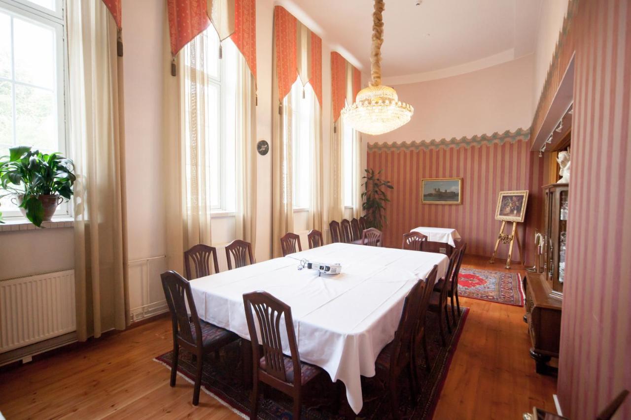 Hotel Hospitz Савонлинна Экстерьер фото