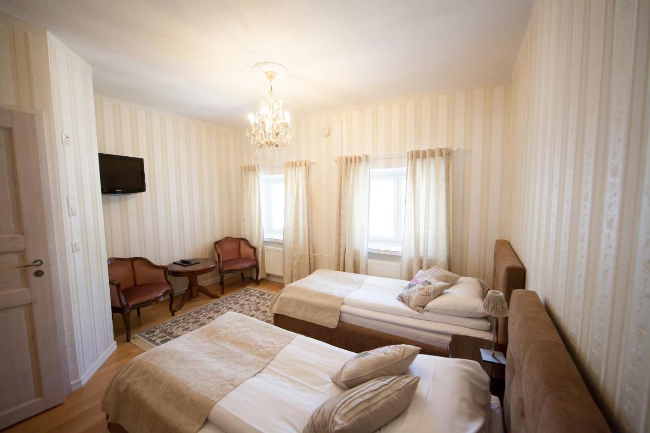 Hotel Hospitz Савонлинна Экстерьер фото