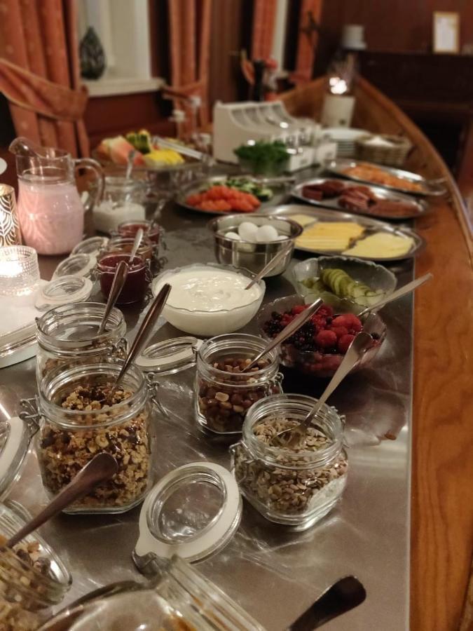 Hotel Hospitz Савонлинна Экстерьер фото